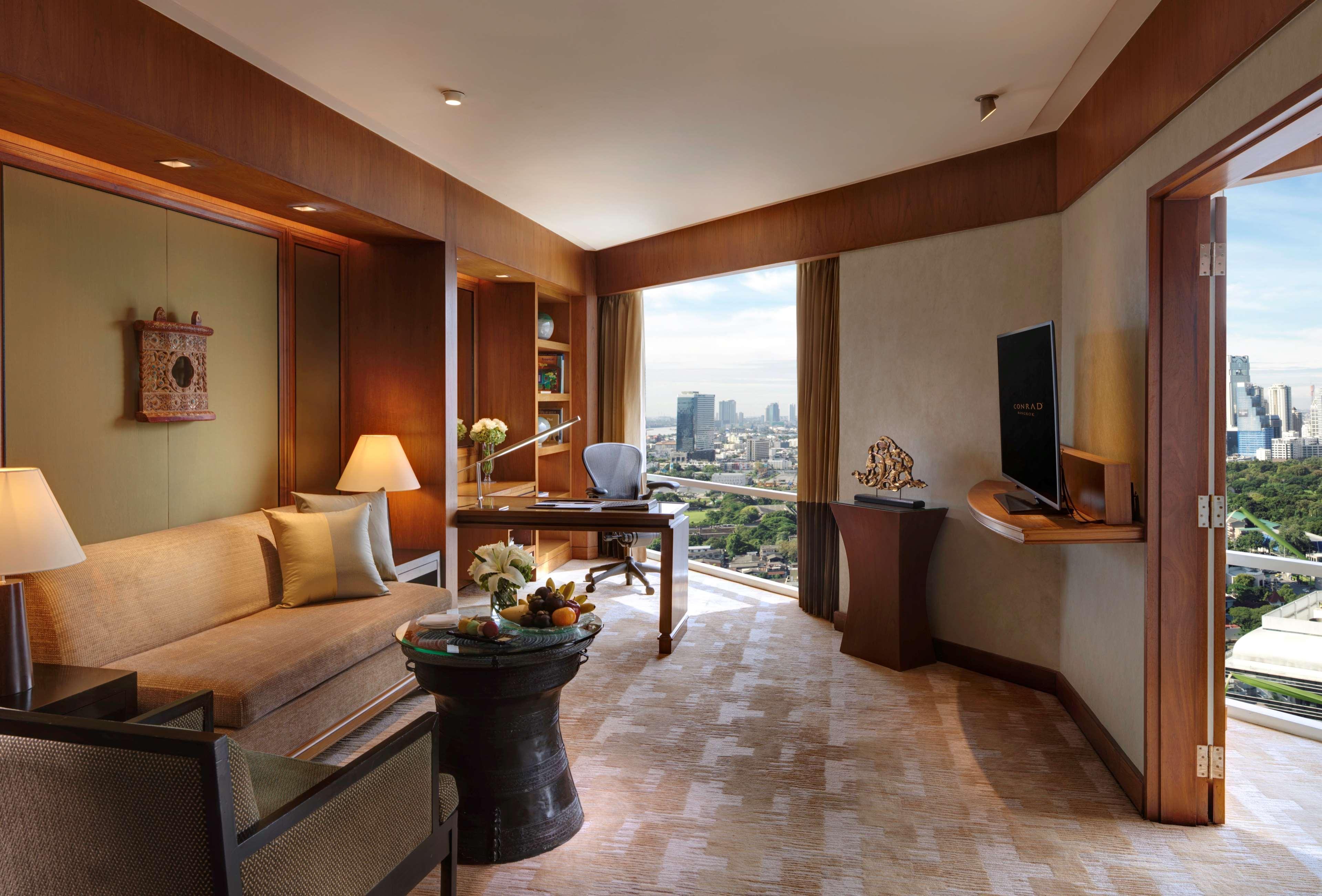 Conrad Bangkok Hotel Екстериор снимка