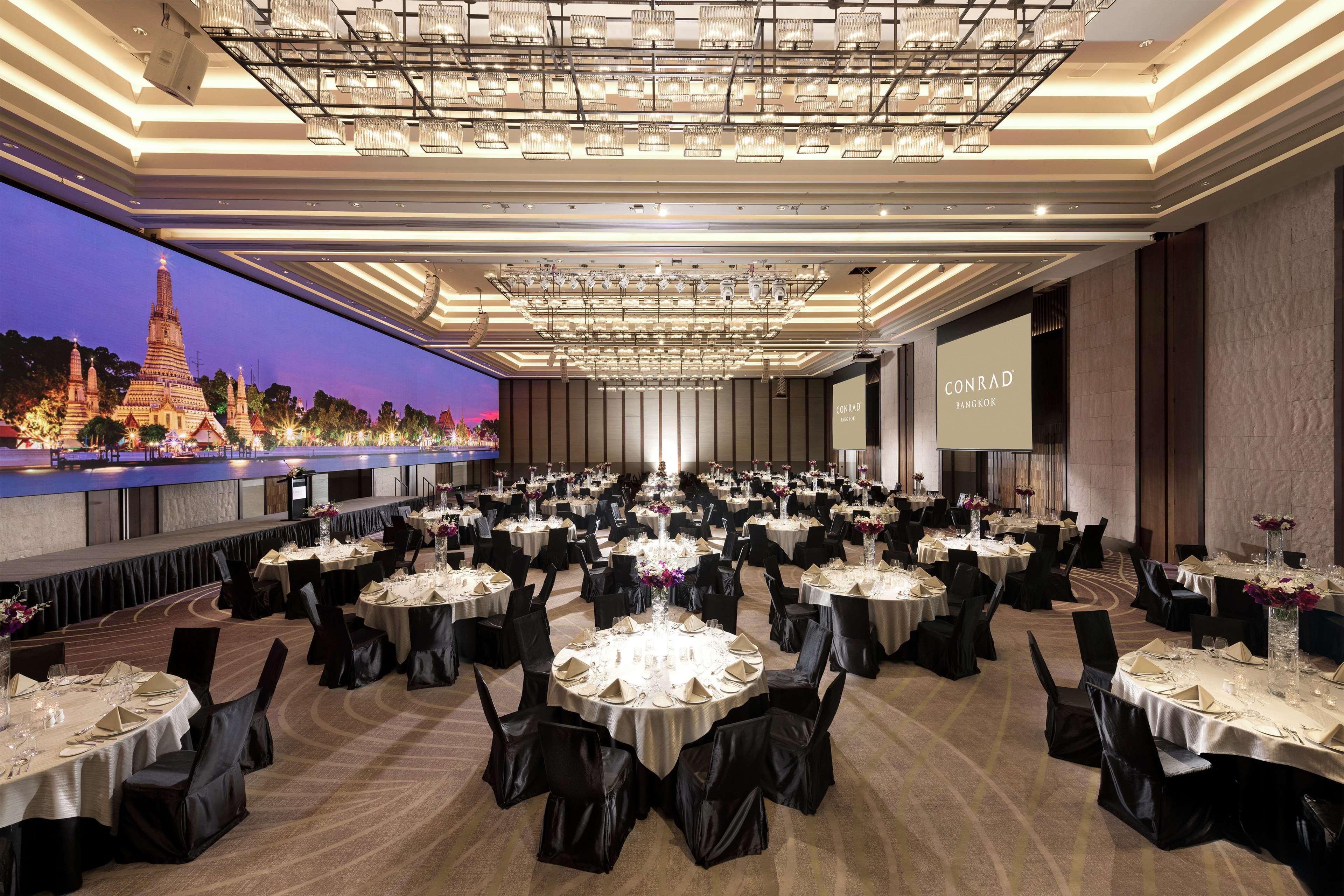 Conrad Bangkok Hotel Екстериор снимка The River Hall