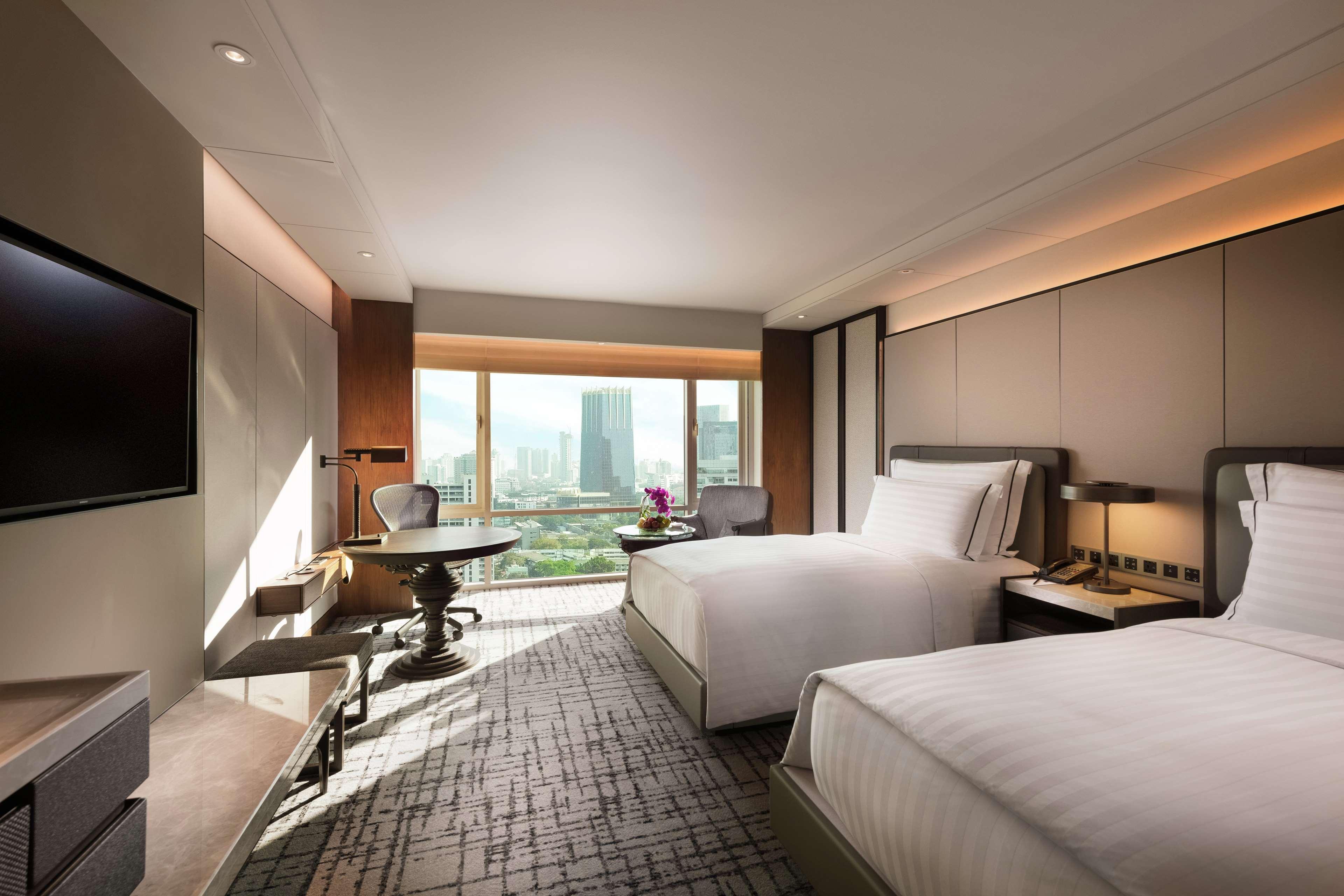 Conrad Bangkok Hotel Екстериор снимка Deluxe Room