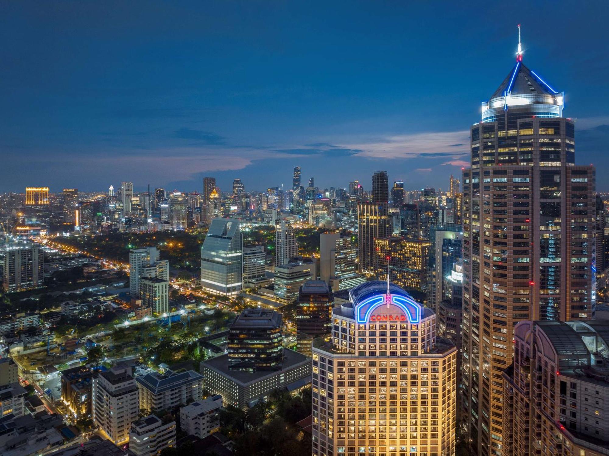 Conrad Bangkok Hotel Екстериор снимка